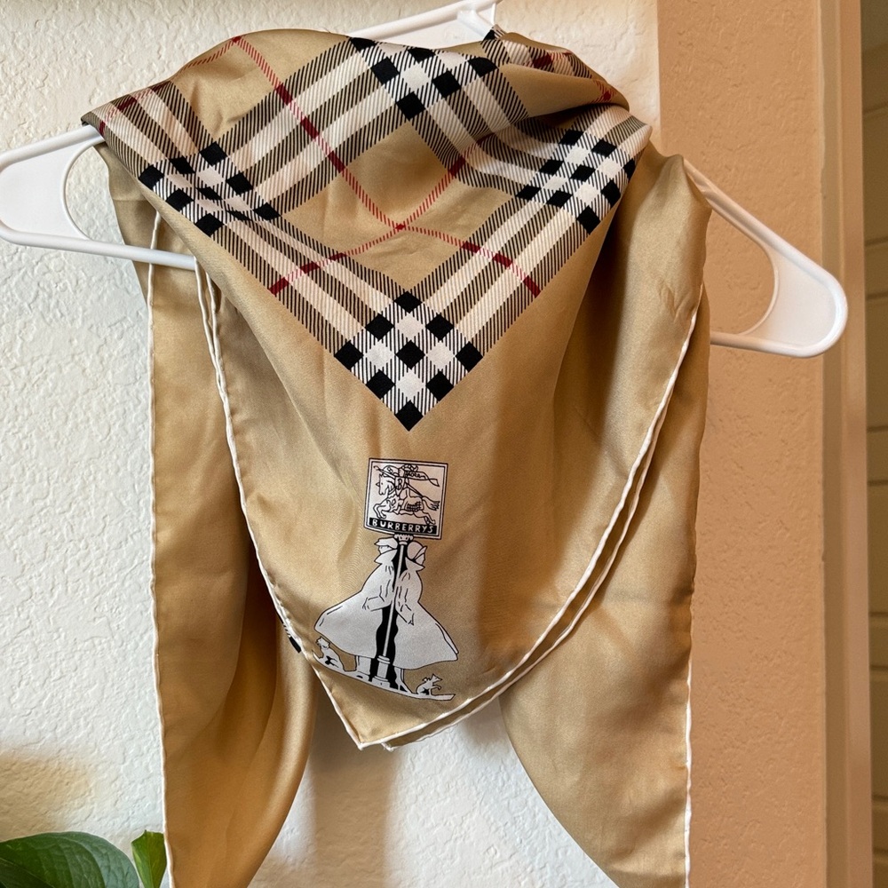 Burberry Beige and Black Graphic Scarf